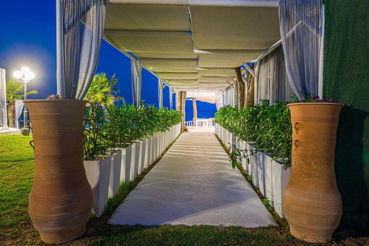 Ammos Sea Front - Adults Only Lejlighed *